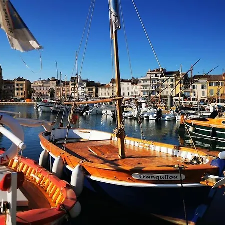 Maison 8min A Pied Port Et Plages Holiday home Sanary-sur-Mer